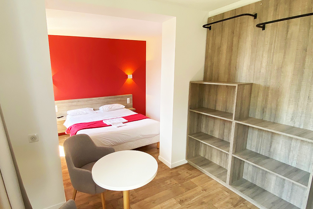 Azureva_Chambres communiquantes DOUBLE + TWIN