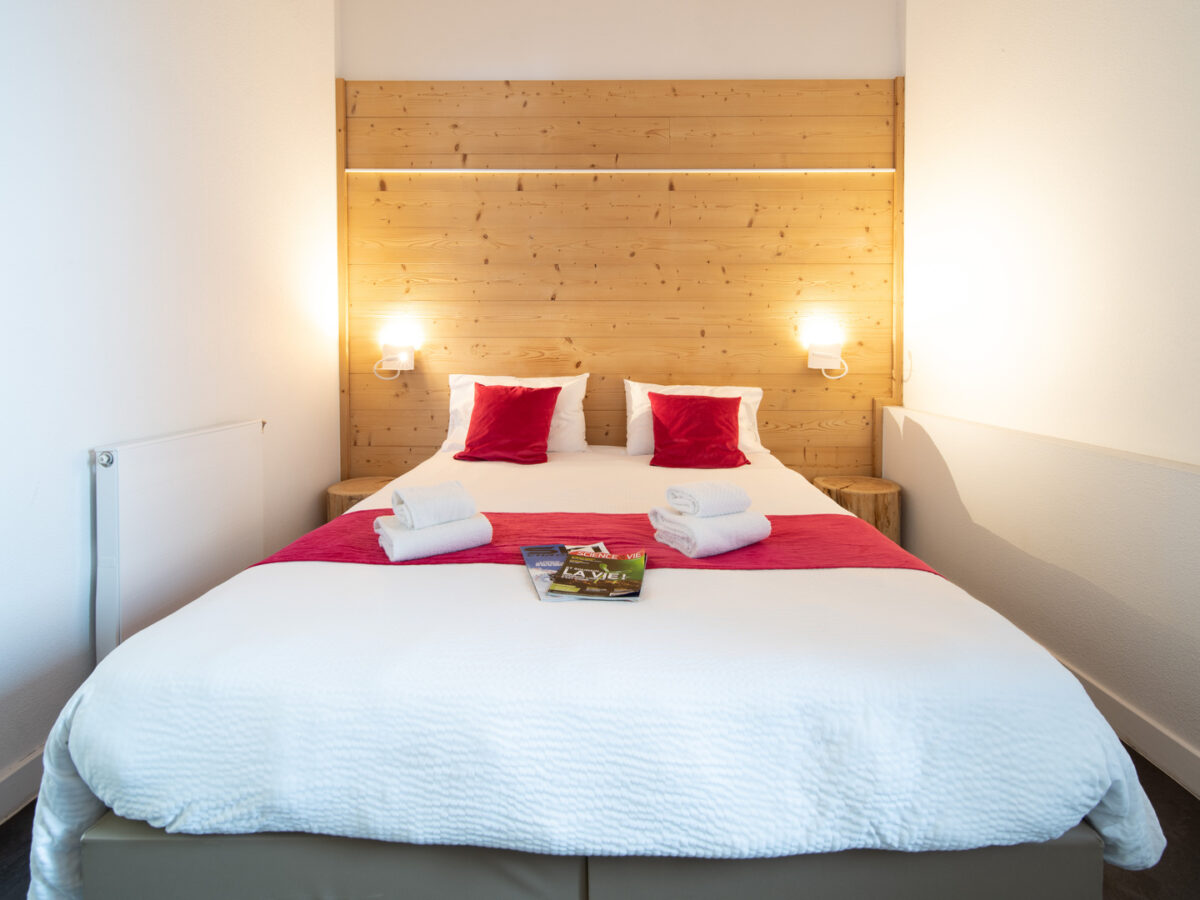 Kocoon-6pers_Vue_piste_Chambre_1_001